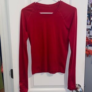 Women’s lululemon top